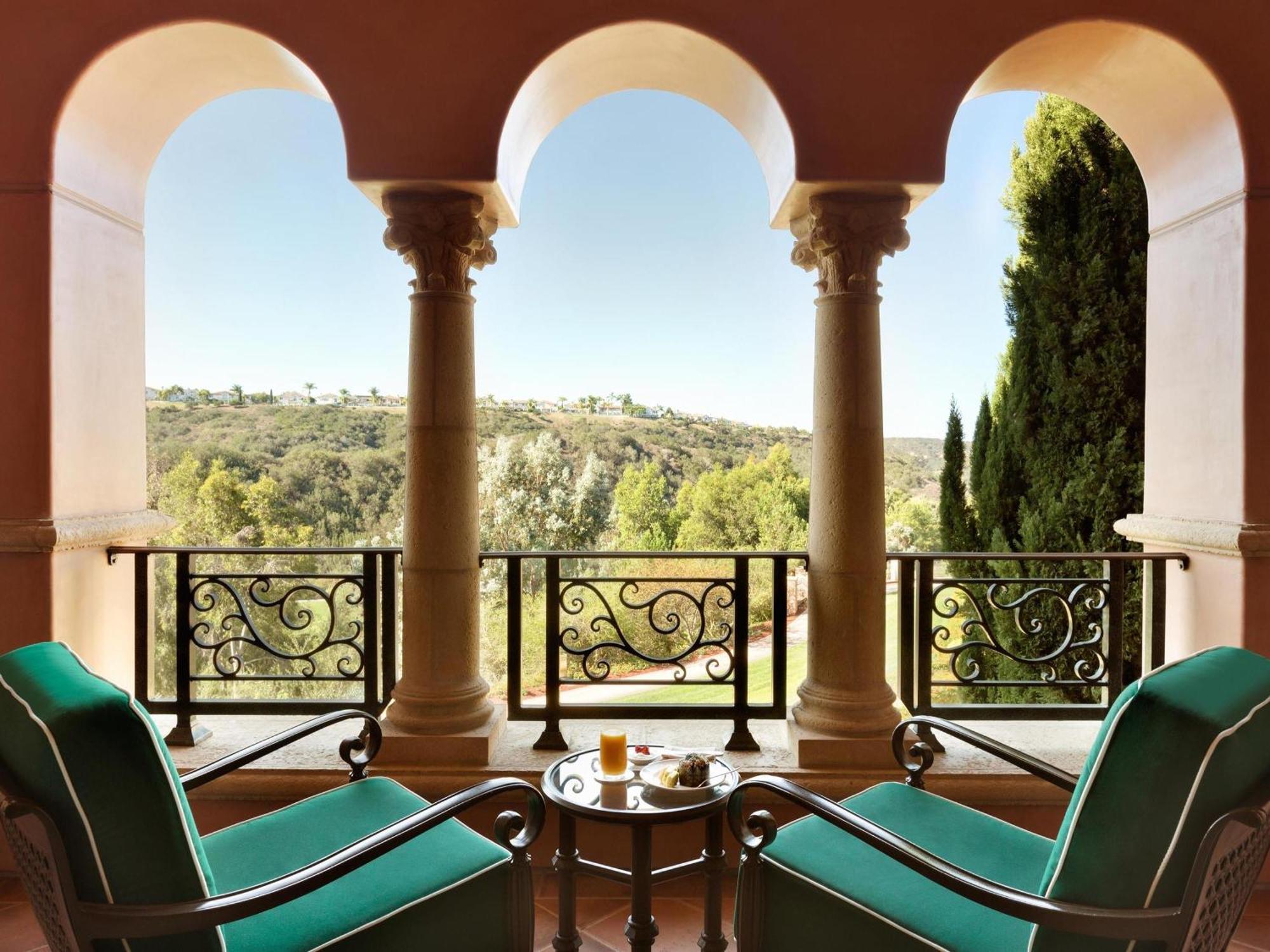 Deluxe Queen Veranda with Two Queen Beds, Balcony or Terrace and Resort Views,162710694:JPEG